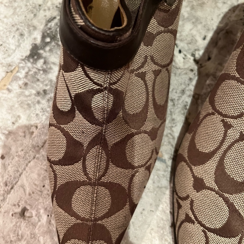 Coach Shoes - Picture 6 of 7